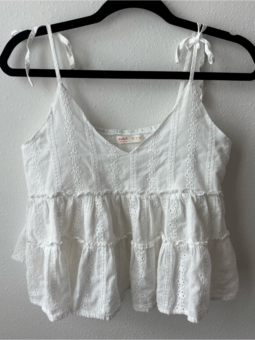 ROMWE White Eyelet Tie-Shoulder Peplum Camisole - Picture 1 of 7